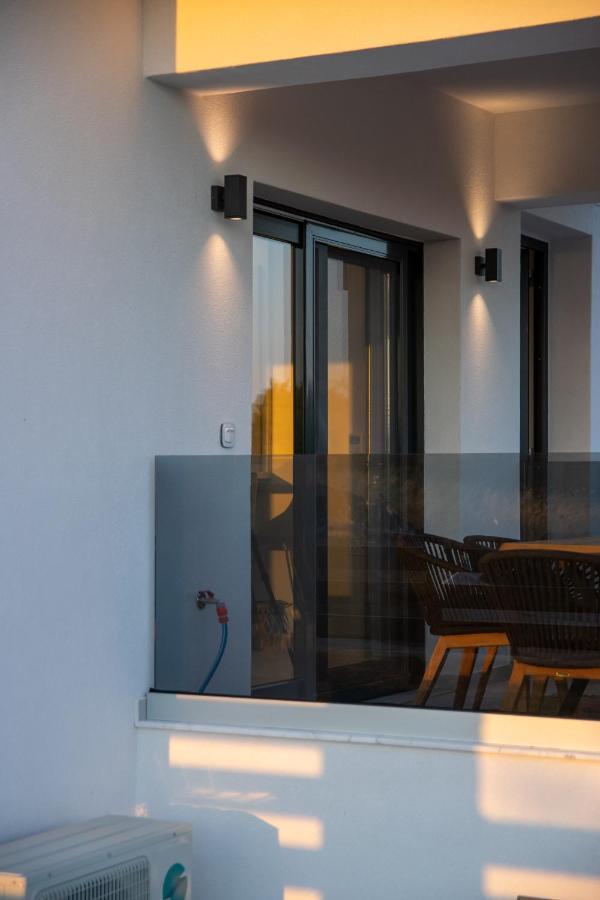Sithoniars Melora Luxury Apartment ニキティ エクステリア 写真