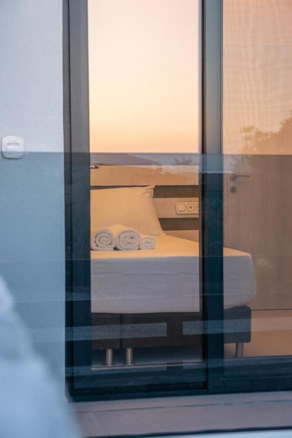 Sithoniars Melora Luxury Apartment ニキティ エクステリア 写真